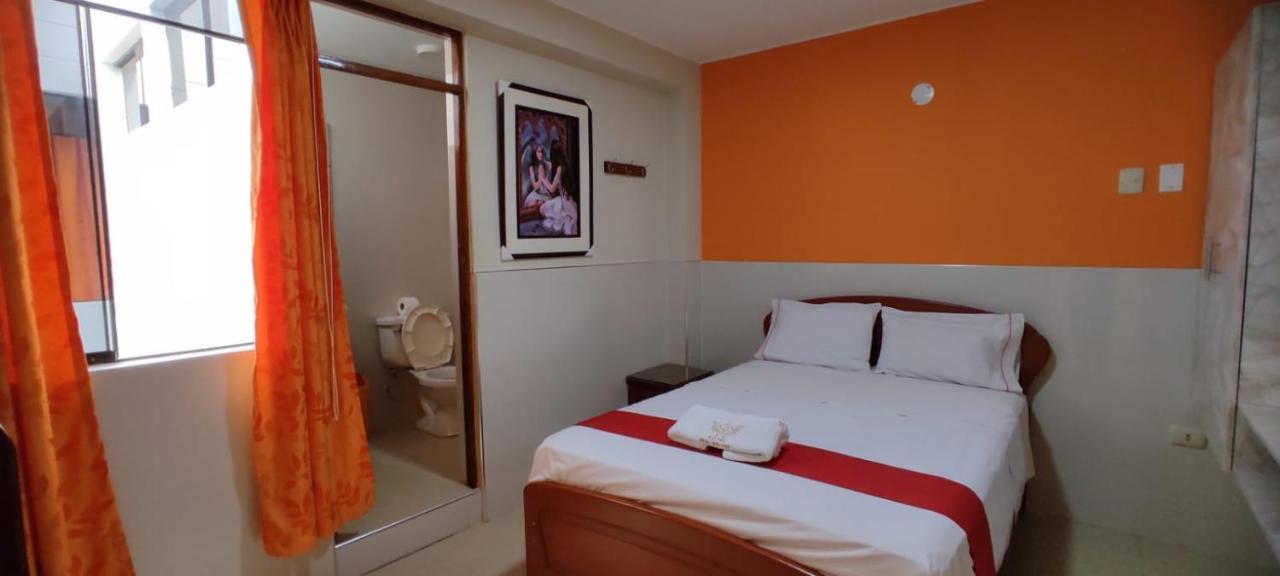 Hotel Real Bolivar Chimbote Exterior photo